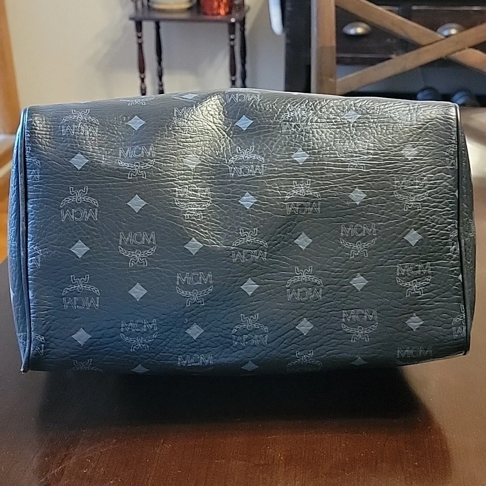 MCM Boston Stark - Picture 7 of 14